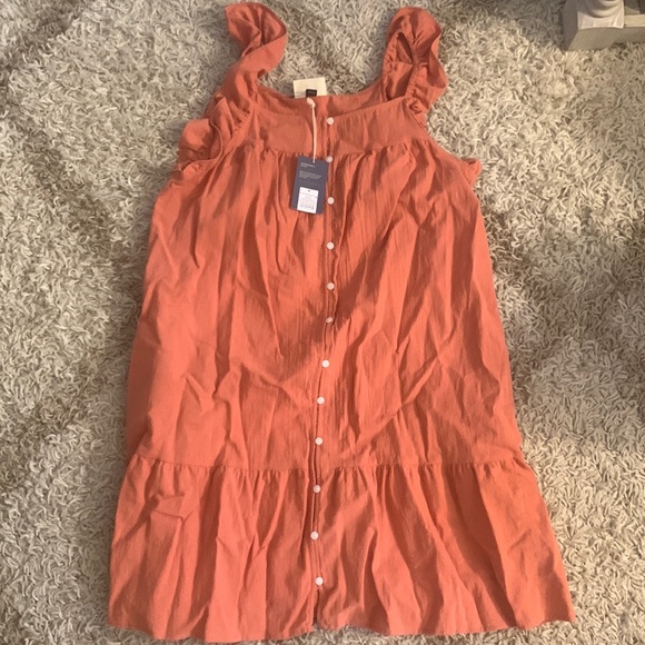 Dress - Picture 1 of 4